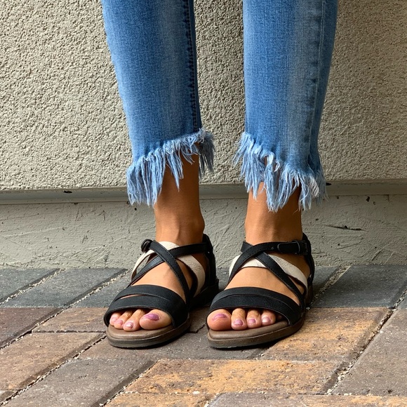 Full Grain Leather Fishermen Flatform Sandals - Picture 7 of 8